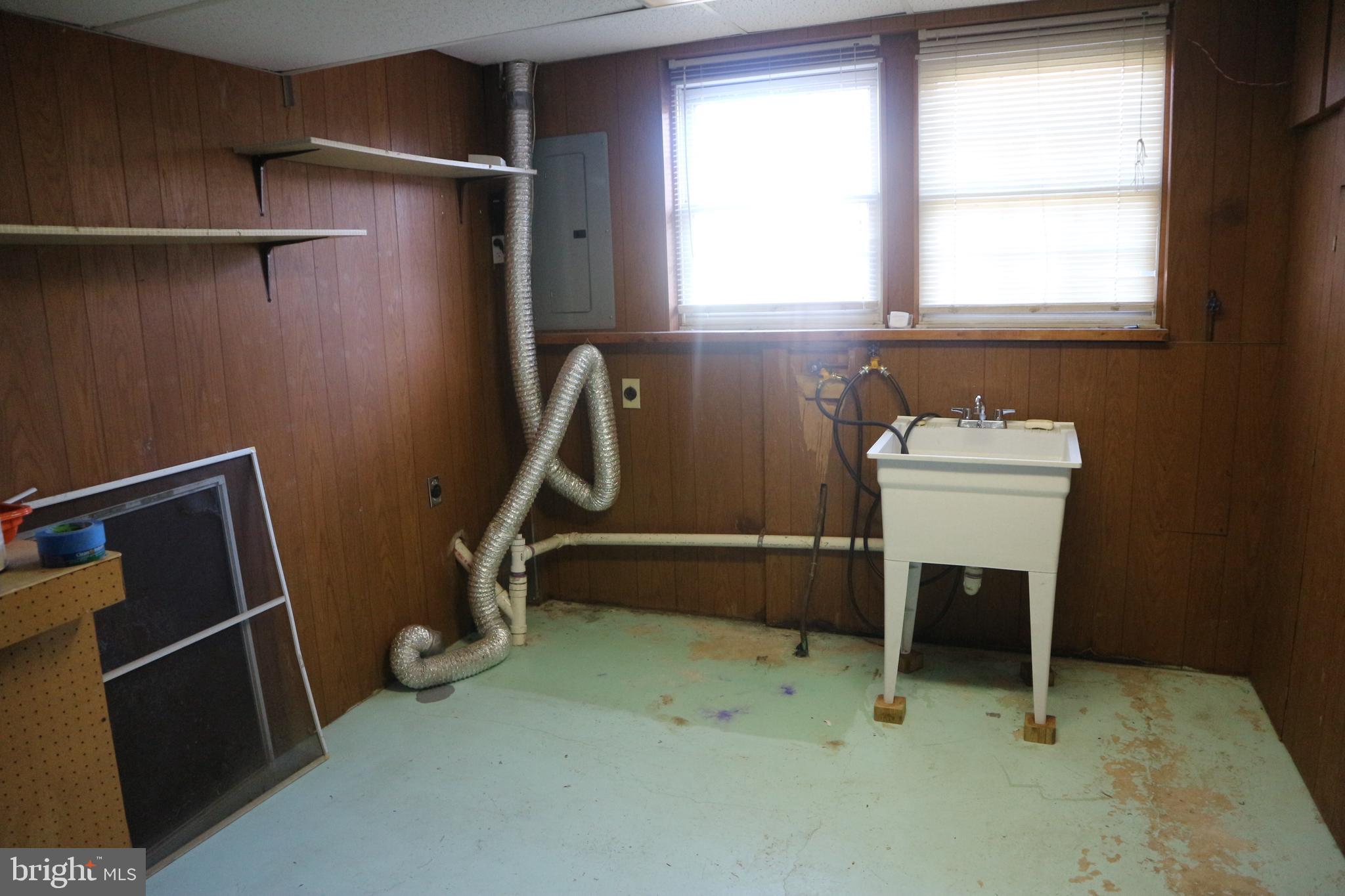 713 Naples Way Bear, DE 19701 - Photo 23 of 32 Lower level utility room