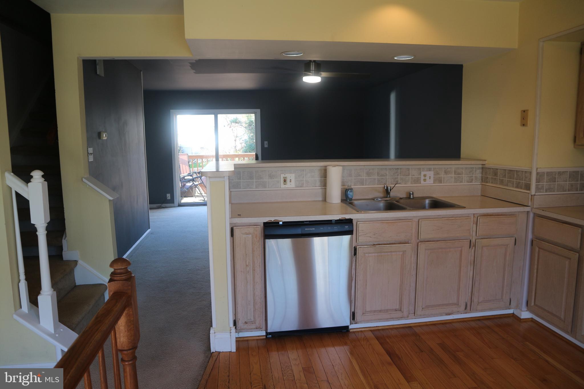 713 Naples Way Bear, DE 19701 - Photo 9 of 32 Kitchen open to living room