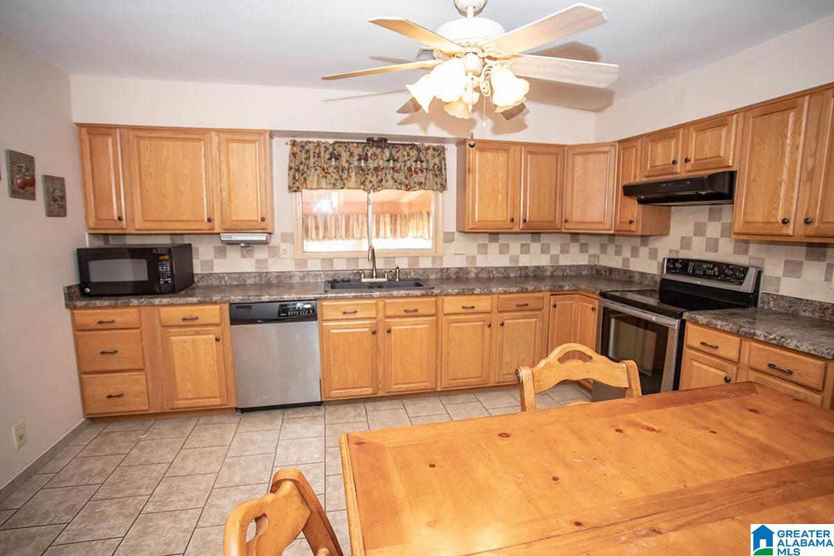 2031 18th Street Calera, AL 35040 - Photo 9 of 28
