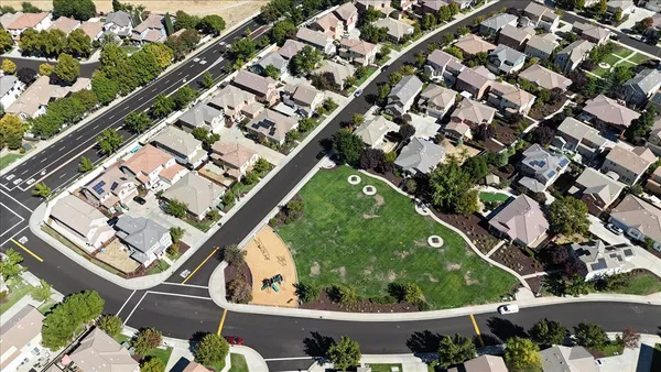 $345,998 | 20855 Grapevine Drive, Patterson, CA 95363