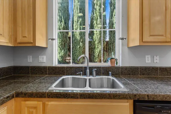 $345,998 | 20855 Grapevine Drive, Patterson, CA 95363