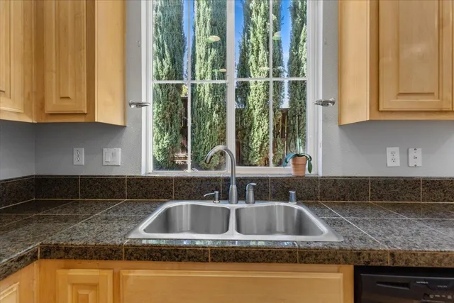 $345,998 | 20855 Grapevine Drive, Patterson, CA 95363