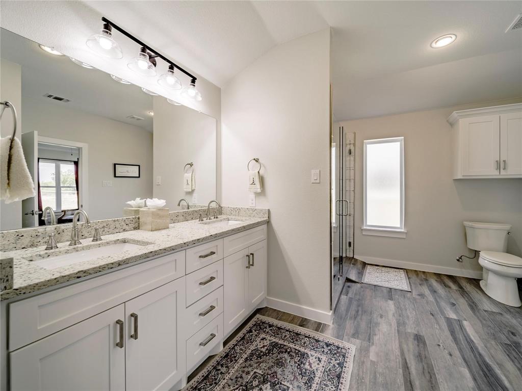 2107 Countryside Drive Denton, TX 76208 - Photo 17 of 40