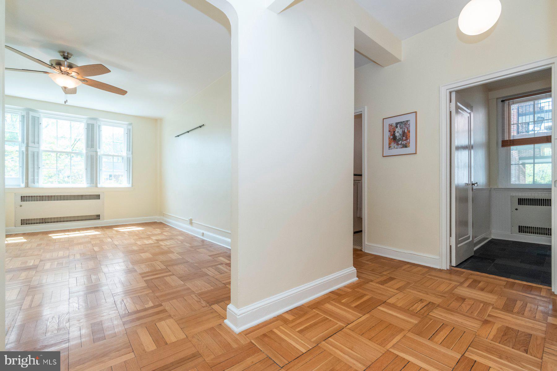 221 Ridgemede Road, Unit 209 Baltimore, MD 21210 - Photo 5 of 32
