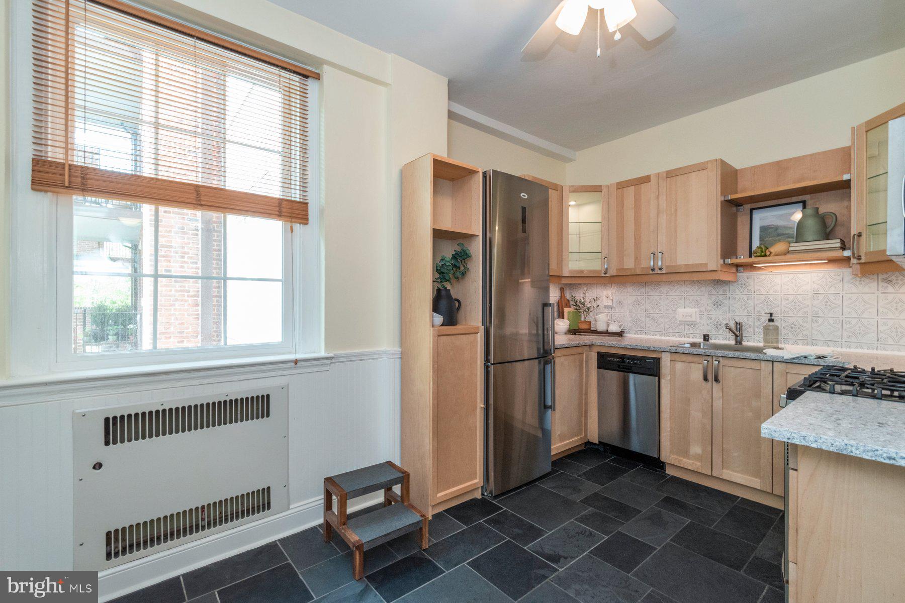 221 Ridgemede Road, Unit 209 Baltimore, MD 21210 - Photo 10 of 32