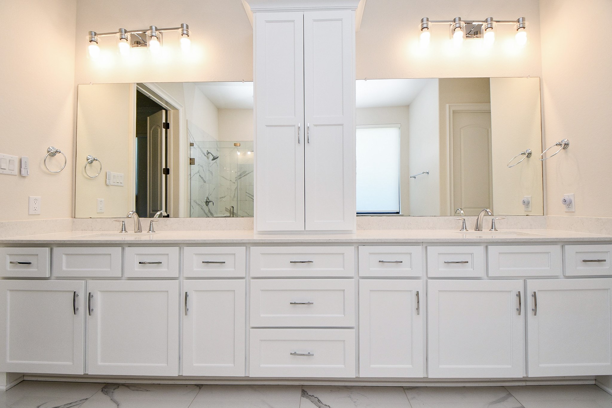 8526 Tombron Grove Road Magnolia, TX 77354 - Photo 21 of 50 a bathroom with white cabinets and sink