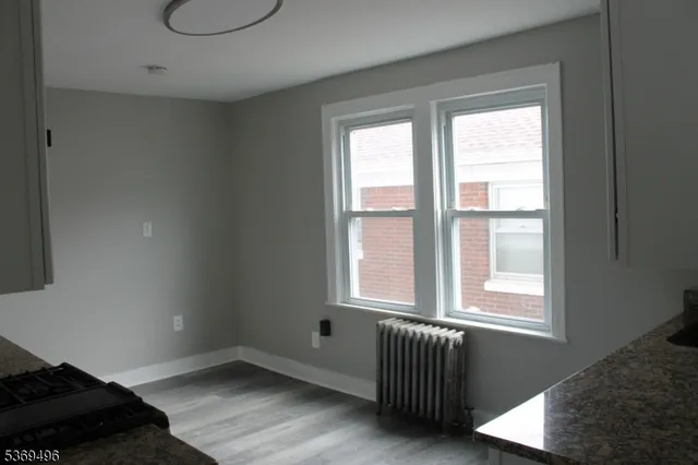 $2,900 | 67 Edgar Street, Unit 1, Carteret, NJ 07008