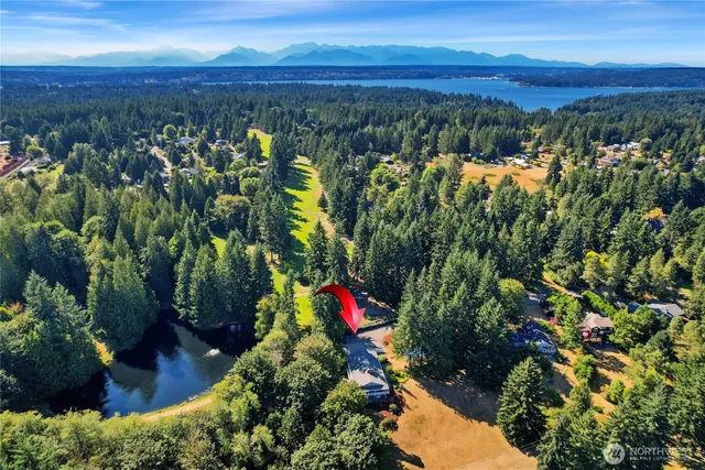 $1,797,000 | 11186 Blue Pond Place Northeast, Bainbridge Island, WA 98110