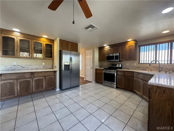 $1,865 | 3323 North Ridge Avenue, Bullhead City, AZ 86429