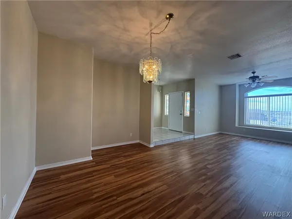 $1,865 | 3323 North Ridge Avenue, Bullhead City, AZ 86429