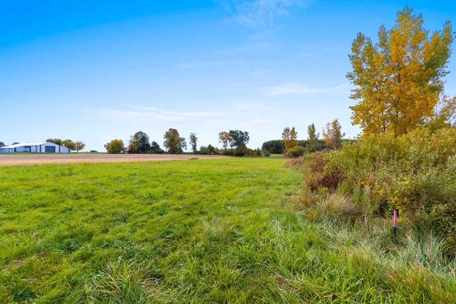 $109,900 | 5086 Ball Park Road, Little Suamico, WI 54141