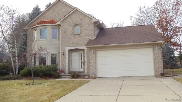 $2,750 | 39227 Lorien Drive, Sterling Heights, MI 48313