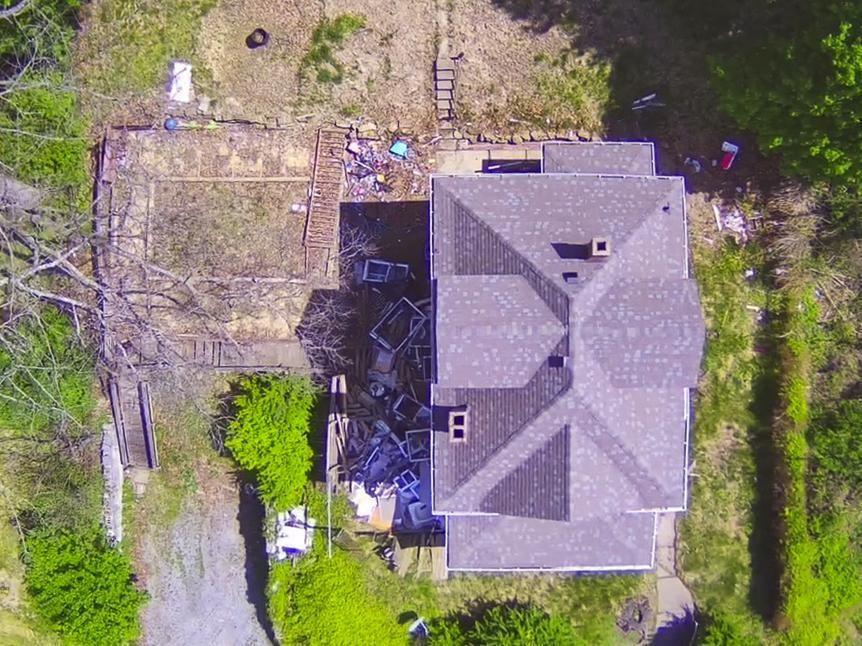 645 Virginia Avenue Rochester, PA 15074 - Photo 11 of 14 an aerial view of a house with a yard