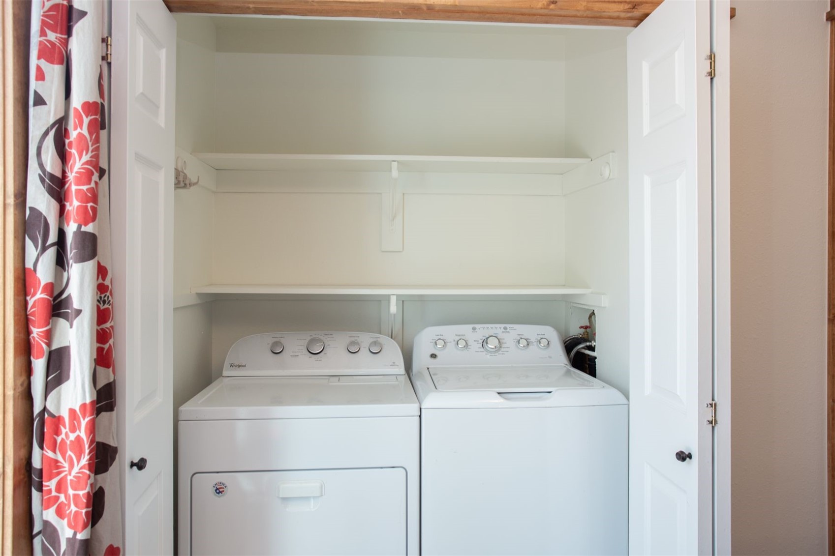 602 Ryan Gulch Road, Unit B Silverthorne, CO 80498 - Photo 16 of 34 Laundry room featuring washer/dryer