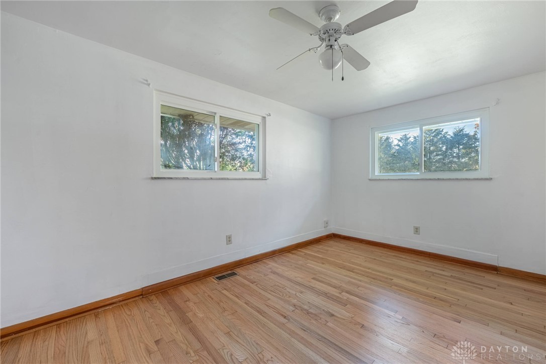 7368 San Fernando Road Huber Heights, OH 45424 - Photo 24 of 39