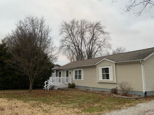205 East Pocahontas Road Highland, IL 62249 - Photo 1 of 3