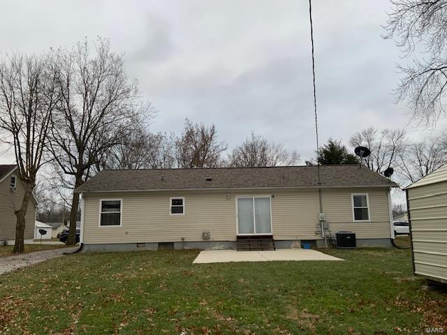 205 East Pocahontas Road Highland, IL 62249 - Photo 3 of 3