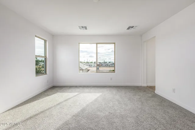 $561,995 | 5337 West Royal Palm Road, Glendale, AZ 85302