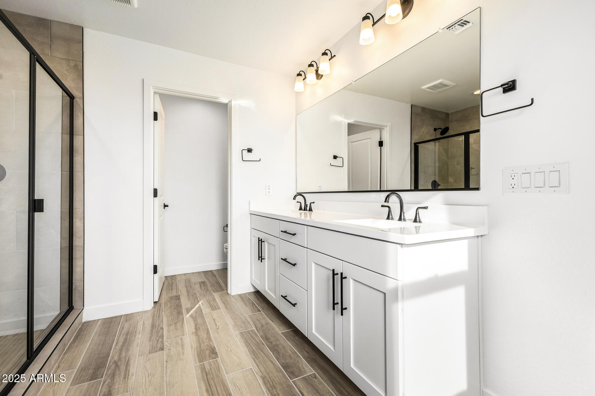 5337 West Royal Palm Road Glendale, AZ 85302 - Photo 13 of 42 18 - Royal Palm