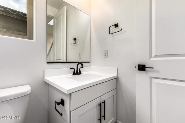 $561,995 | 5337 West Royal Palm Road, Glendale, AZ 85302