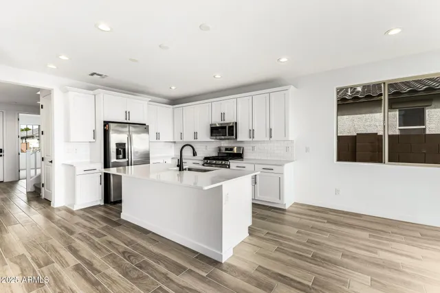 $561,995 | 5337 West Royal Palm Road, Glendale, AZ 85302