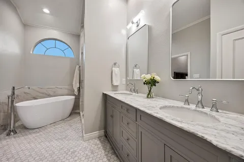 $699,000 | 4504 Bowser Avenue, Unit D, Dallas, TX 75219