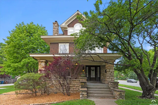 $550,000 | 2301 Massachusetts Street, Lawrence, KS 66046