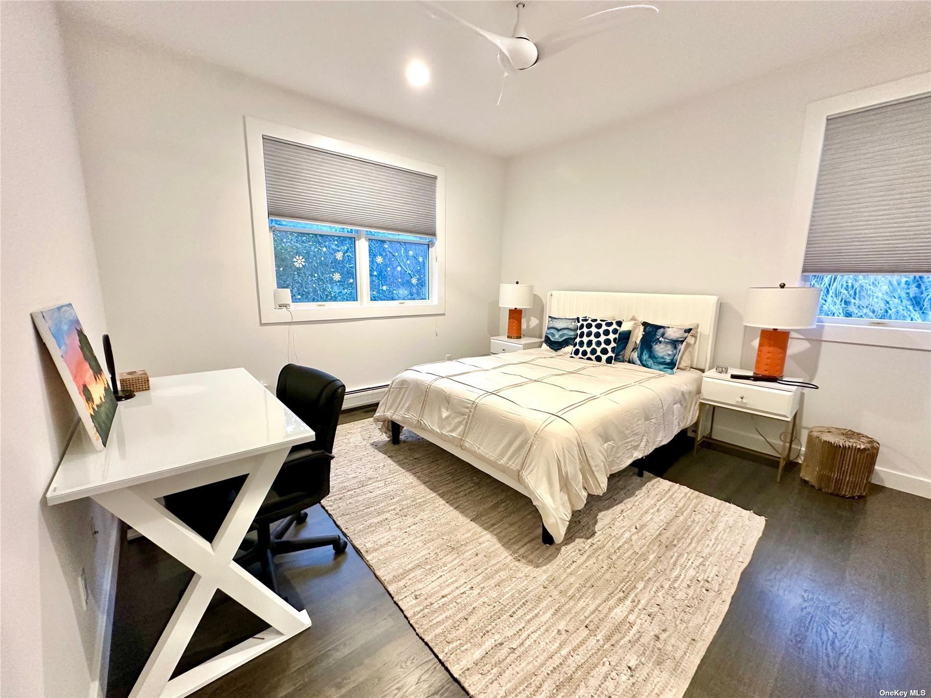 18 Remsen Lane Remsenburg, NY 11960 - Photo 21 of 35 Queen Bed