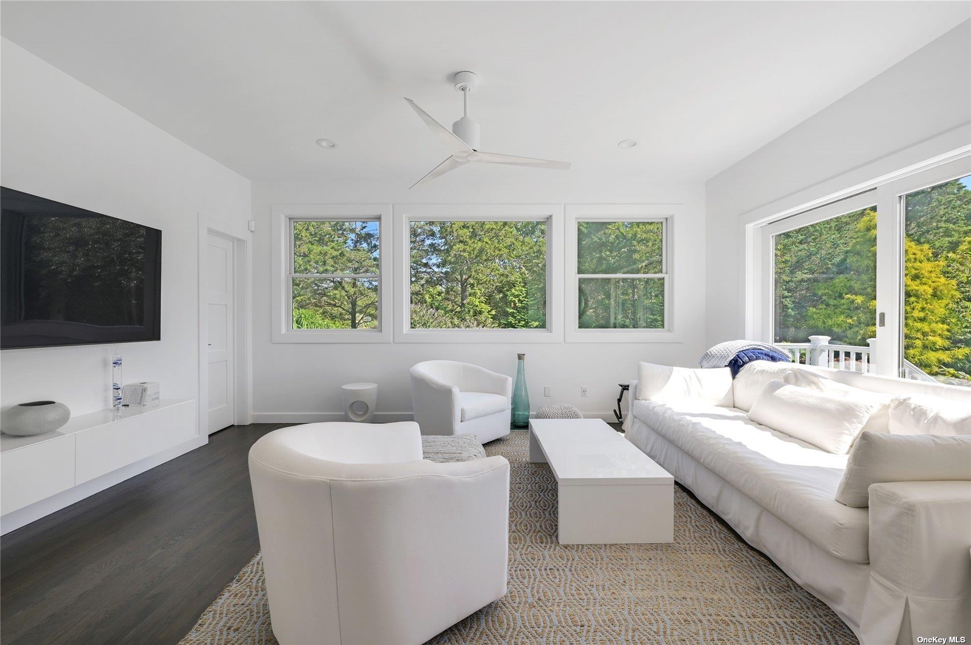 18 Remsen Lane Remsenburg, NY 11960 - Photo 9 of 35