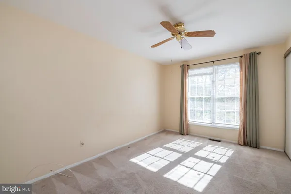 $2,350 | 39 Triple Crown Court, Gaithersburg, MD 20878