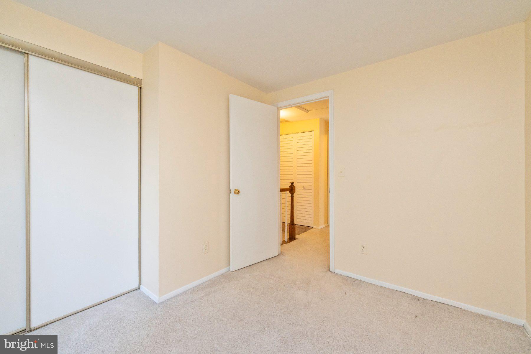 39 Triple Crown Court Gaithersburg, MD 20878 - Photo 19 of 26 a view of an empty room