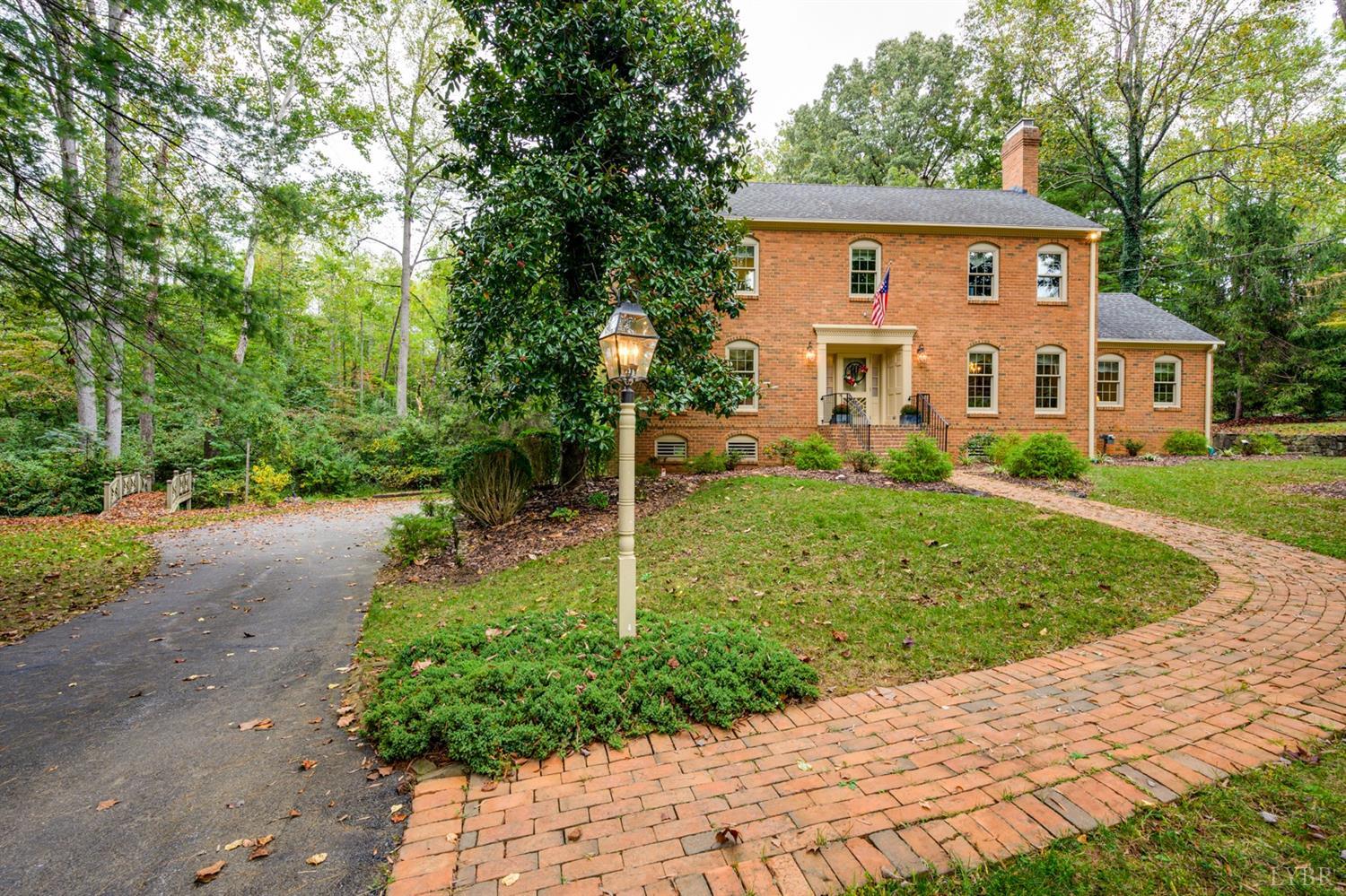 4724 Locksview Road Lynchburg, VA 24503 - Photo 4 of 56 Gallery Image 4