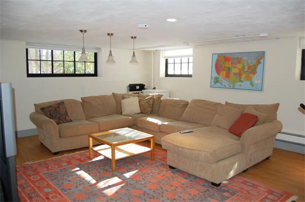 44 Ledgewood Road Weston, MA 02493 - Photo 17 of 18 Gallery Image 17