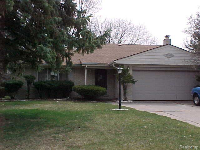 23980 Rockingham Street Southfield, MI 48033 - Photo 1 of 22 657190