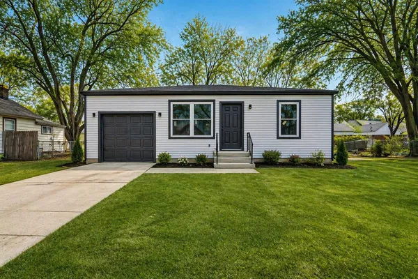 $185,000 | 2814 Marshall Street, Rockford, IL 61109