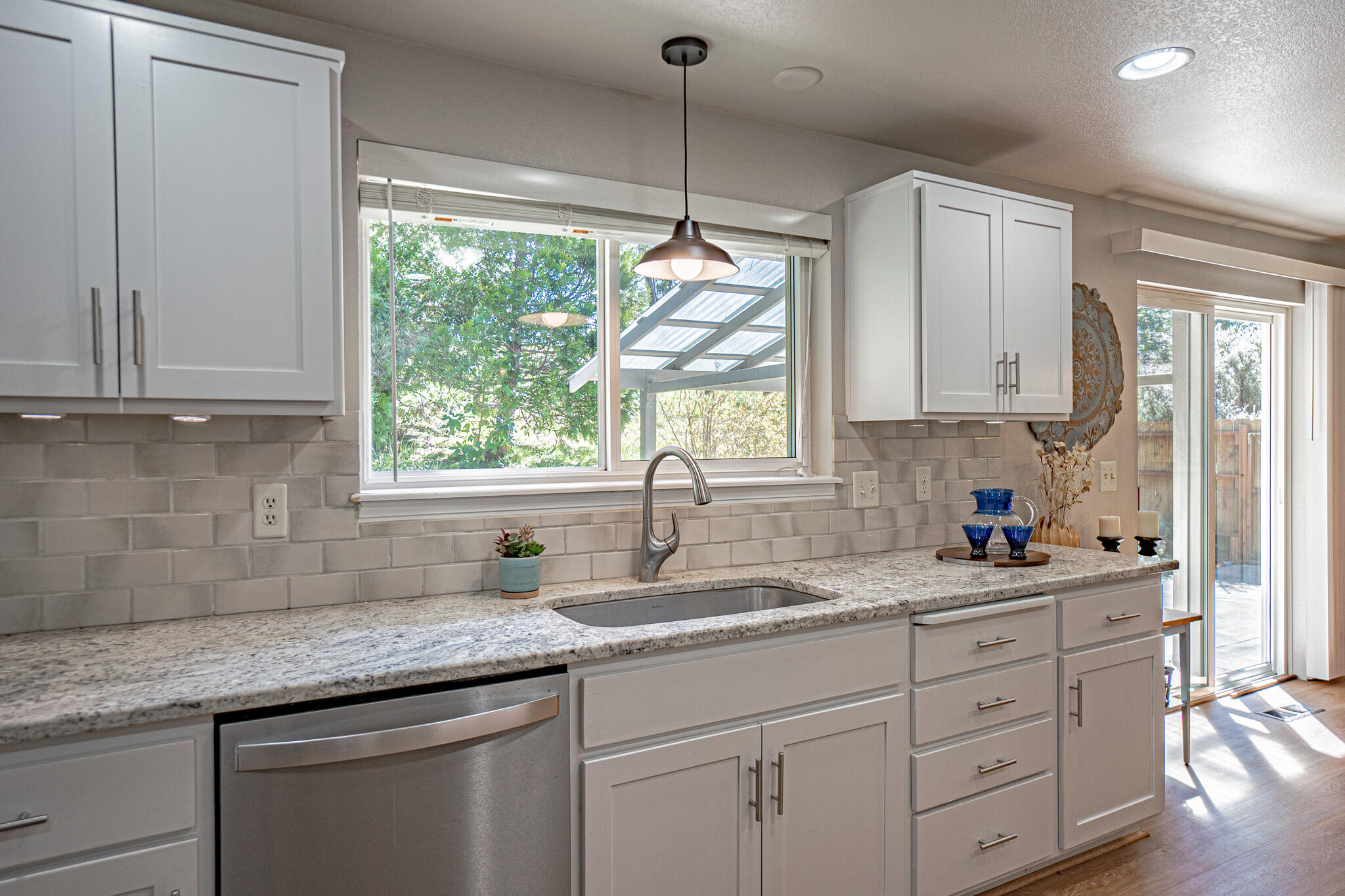 5976 New Hope Road Grants Pass, OR 97527 - Photo 32 of 76 DSC01772-HDR