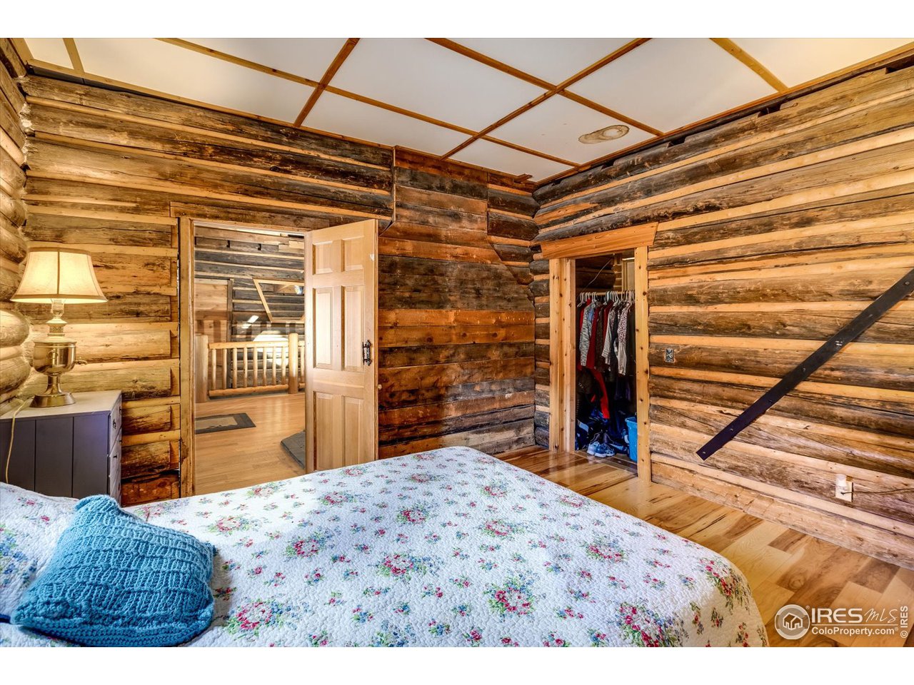 234 Kiowa Road Lyons, CO 80540 - Photo 13 of 39 Bedroom 1