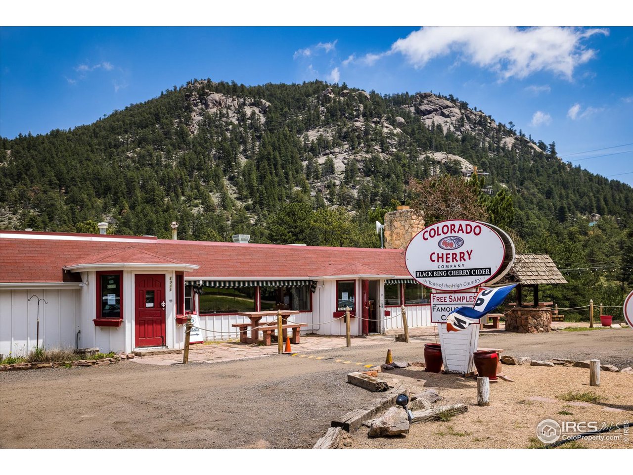 234 Kiowa Road Lyons, CO 80540 - Photo 38 of 39 Pinewood Springs local Business