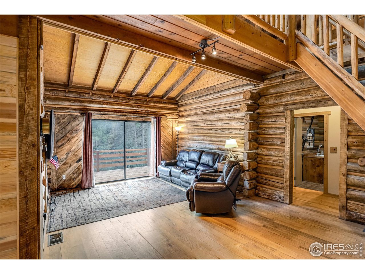 234 Kiowa Road Lyons, CO 80540 - Photo 8 of 39 Family Room