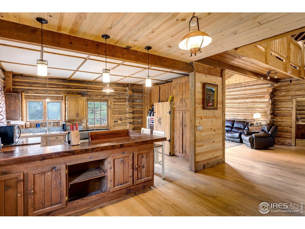 234 Kiowa Road Lyons, CO 80540 - Photo 9 of 39 Kitchen