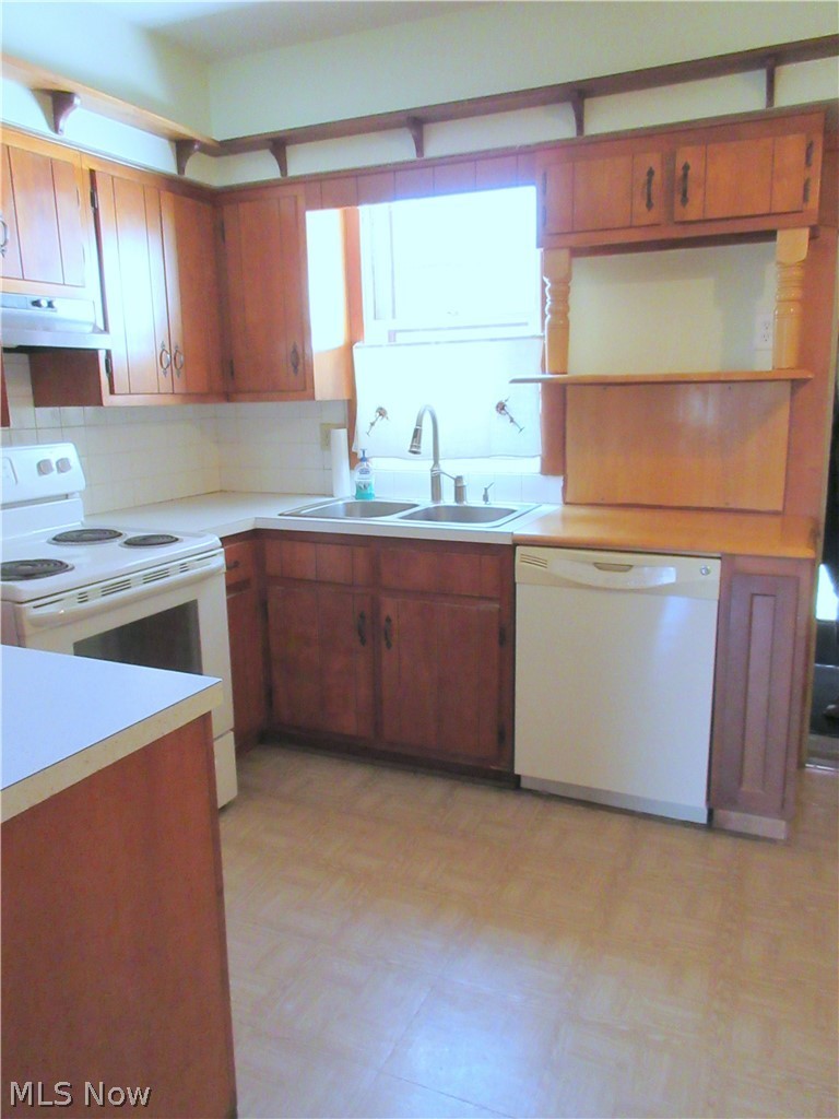 8922 Murray Ridge Road Elyria, OH 44035 - Photo 14 of 21 Gallery Image 14