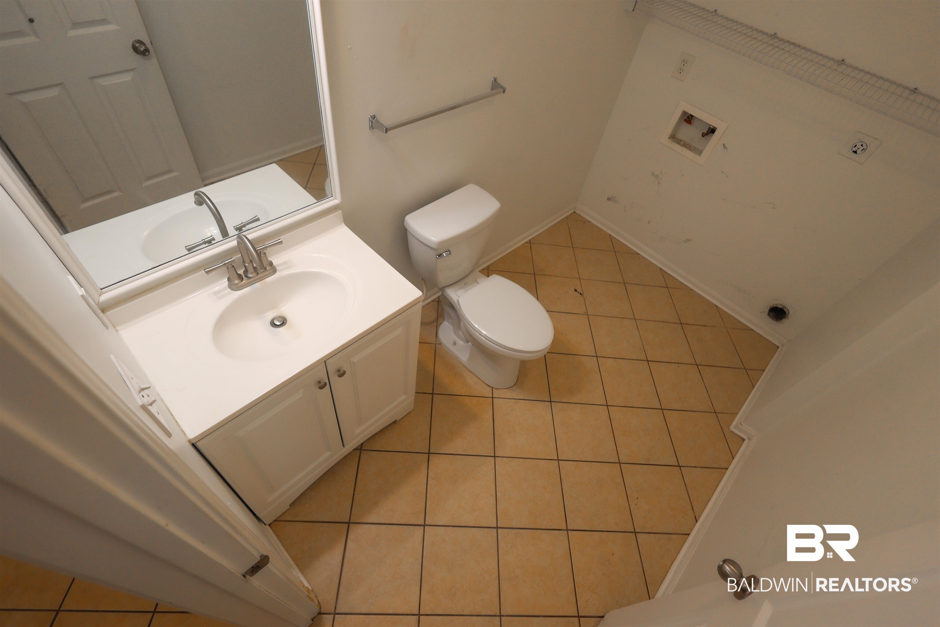 1517 Regency Road, Unit 91 Gulf Shores, AL 36542 - Photo 19 of 45 Gallery Image 19