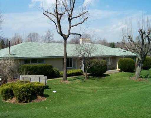 2195 Mercer Road New Brighton, PA 15066 - Photo 1 of 1 Gallery Image 1