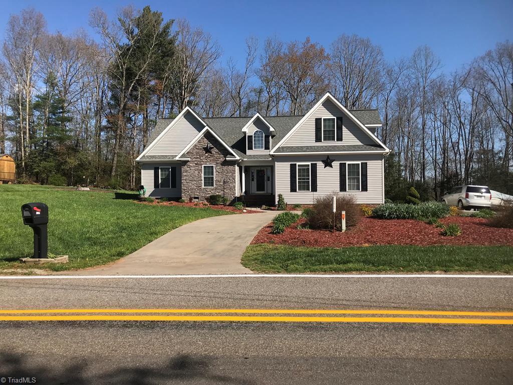 392 Shingle Gap Road Purlear, NC 28665 - Photo 1 of 19 Main View