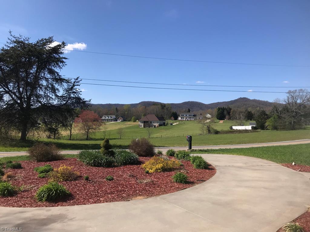 392 Shingle Gap Road Purlear, NC 28665 - Photo 15 of 19