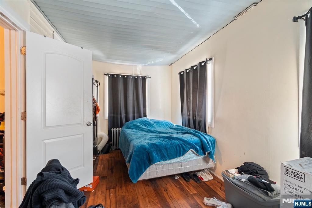 80 Pennington Street Paterson, NJ 07501 - Photo 15 of 27