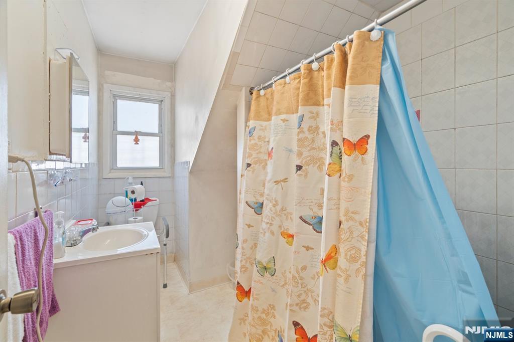 80 Pennington Street Paterson, NJ 07501 - Photo 19 of 27