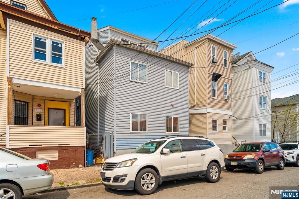 80 Pennington Street Paterson, NJ 07501 - Photo 3 of 27