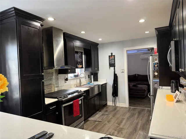 $1,250,000 | 14408 Weller Lane | Rosedale