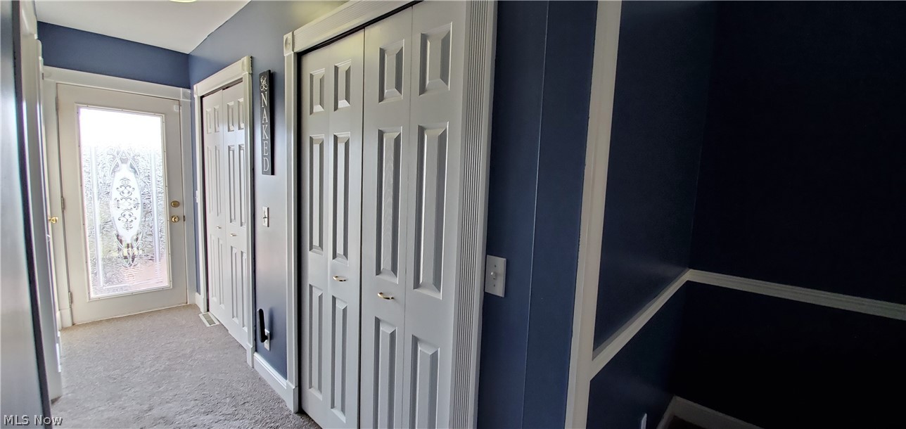 7521 Wadsworth Road Medina, OH 44256 - Photo 16 of 21 His & Her Closet